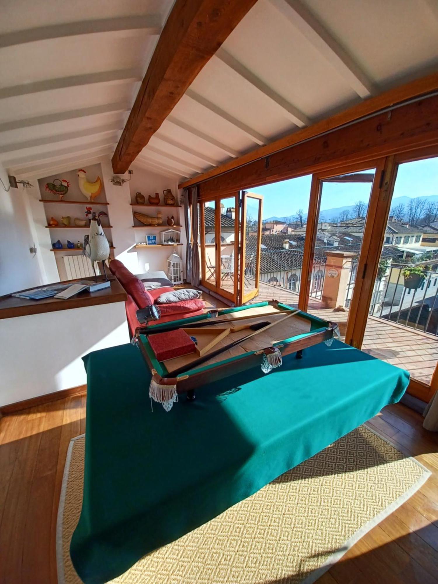 Terrazza Coccode' Spazioso Con Vista Mozzafiato! Лука Екстериор снимка