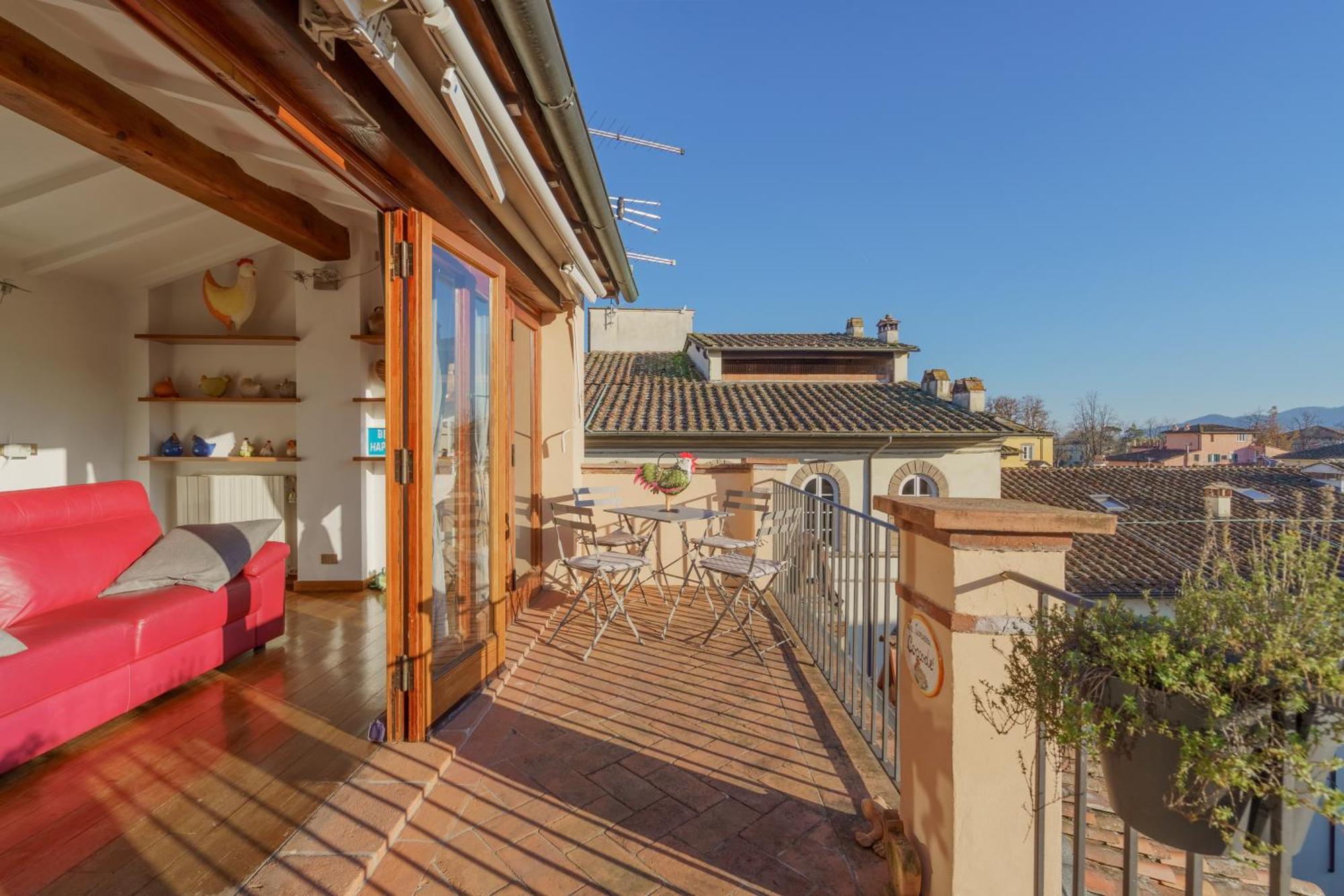 Terrazza Coccode' Spazioso Con Vista Mozzafiato! Лука Екстериор снимка